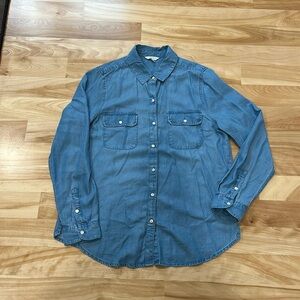Lucky Brand button down denim in shirt